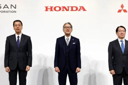 Honda and Nissan begin merger talks to make company third-largest automaker